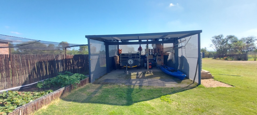 3 Bedroom Property for Sale in Albertinia Western Cape